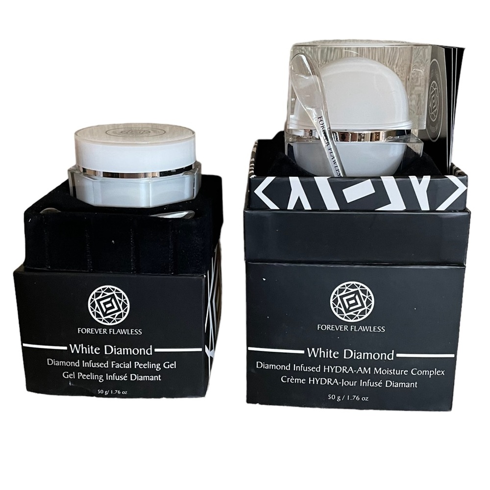 FOREVER FLAWLESS White Diamond Facial Peeling Gel and Moisture Complex